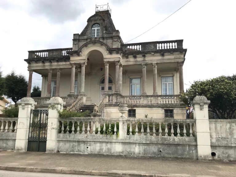 manor house in the town of Mourisca do Vouga