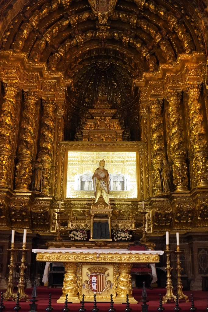 Altar of Monastery of Santa Clara-a-Nova, Coimbra, showing urn of St. Isabel