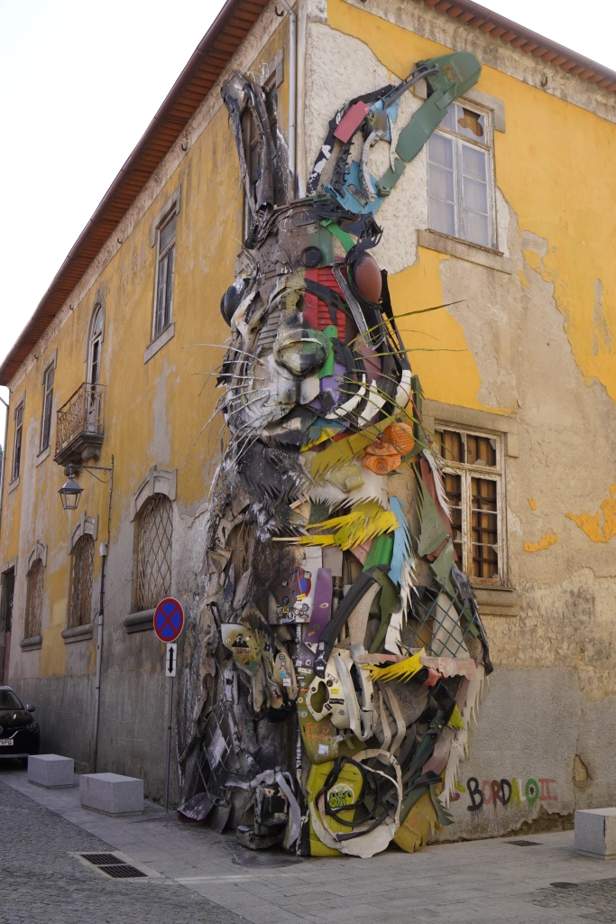 artistic rabbit in Porto south of the river