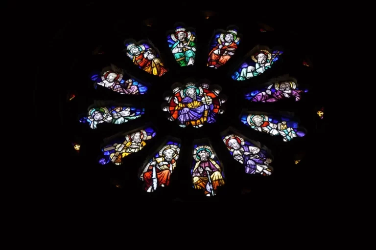 rose window like Lisbon in the Igreja Matriz de Santa Maria Major in Barcelos