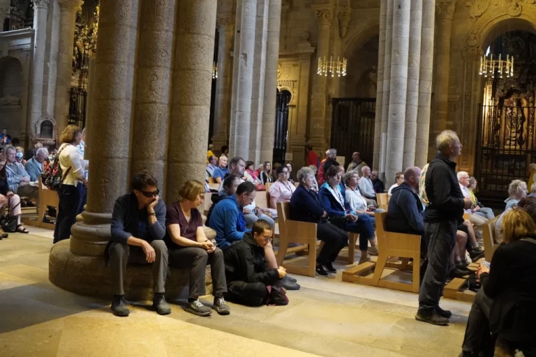 waiting for the pilgrim's mass in St. James Cathedral