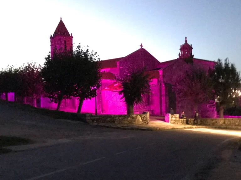 Parroquial de Santa Maria da Vila de Fisterra lit at night