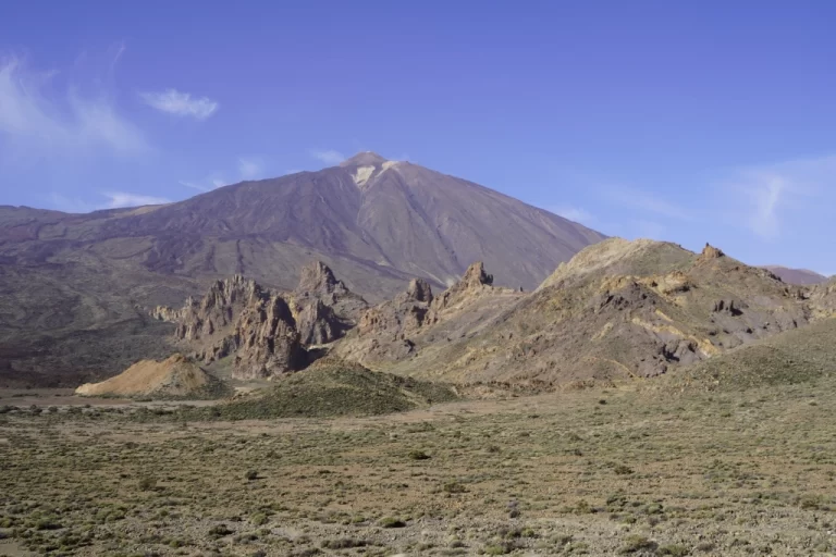 rock structure near Tiede with Tiede in the background