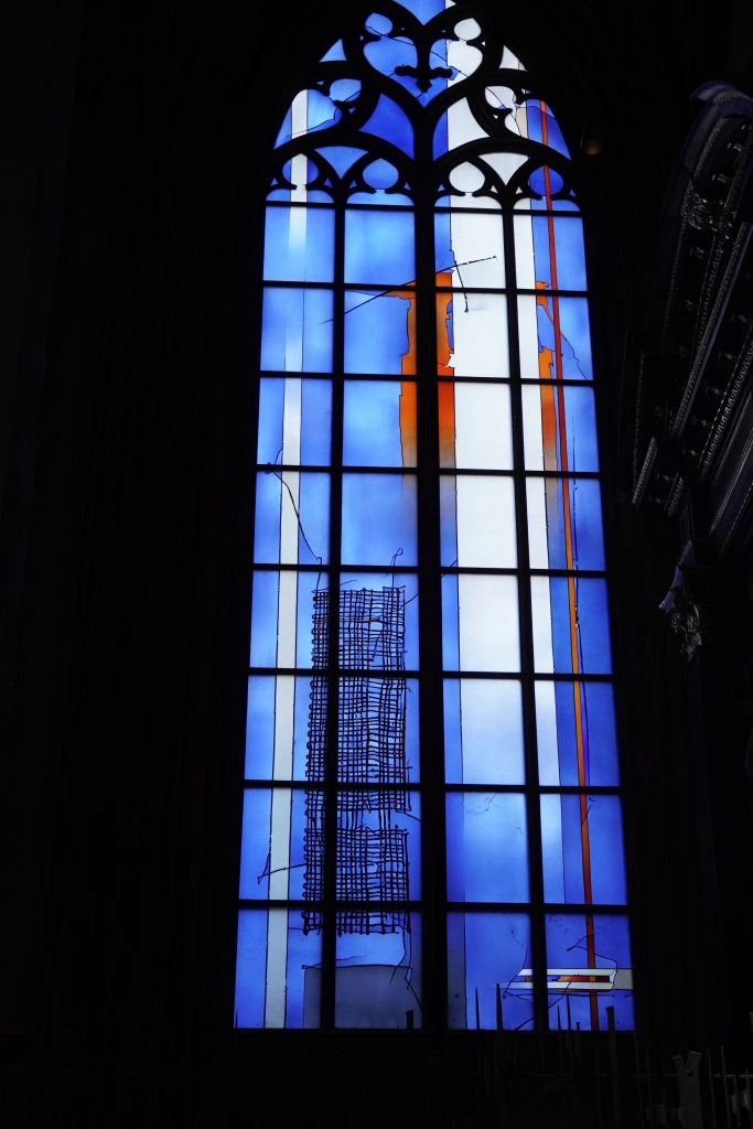 windows depicting war in St. Martin’s Cathedral, Mainz